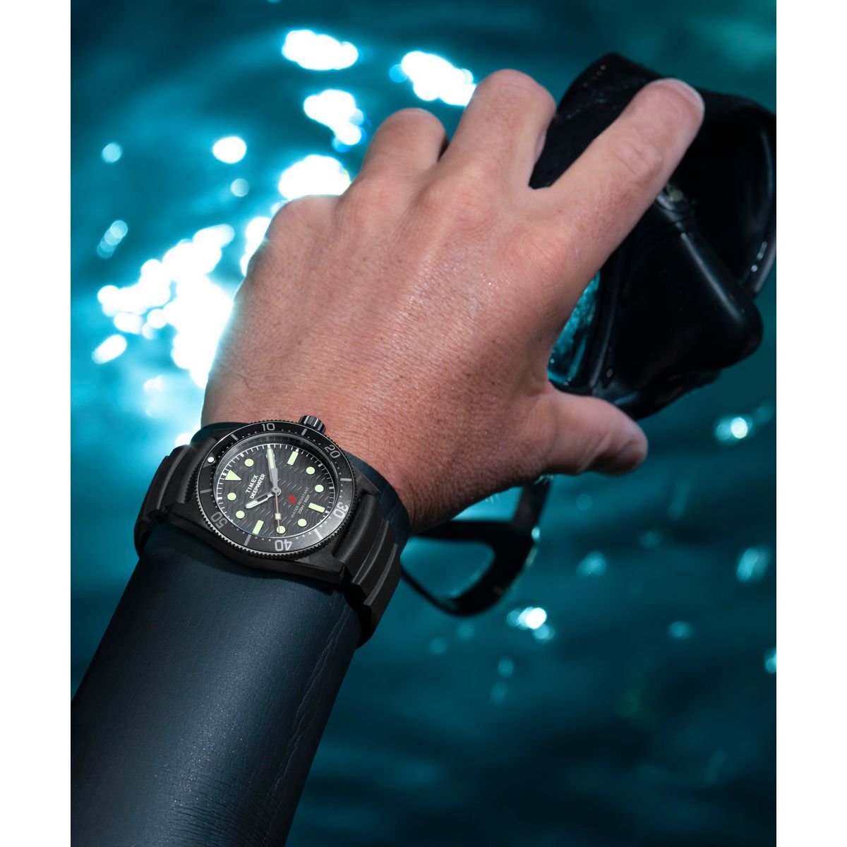 TW2W74700 Deepwater de hombre correa de resina