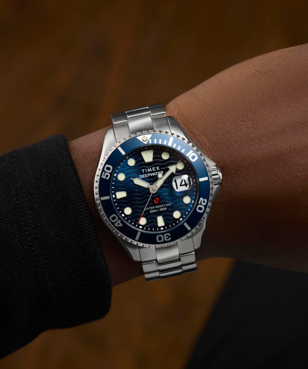 TW2W81900 Reloj Deepwater Meridian 200 de hombre correa de metal