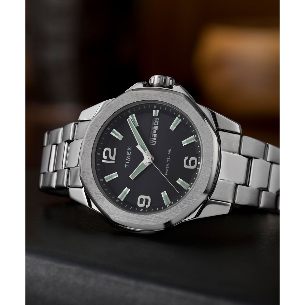 TW2W92700 Essex de hombre pulsera de metal
