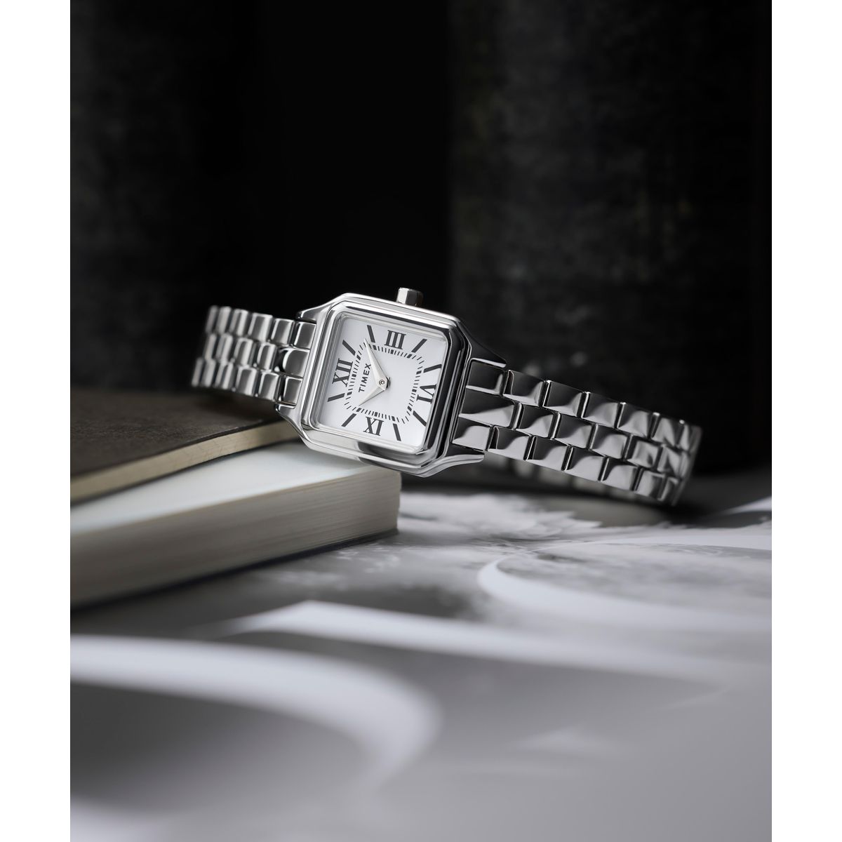 TW2Y23800 Addison de mujer correa de metal