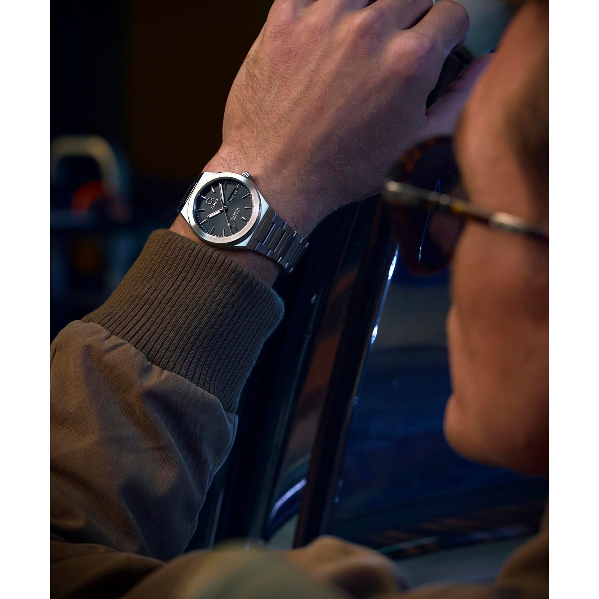 TW2Y25000 Timex Q de hombre correa de metal