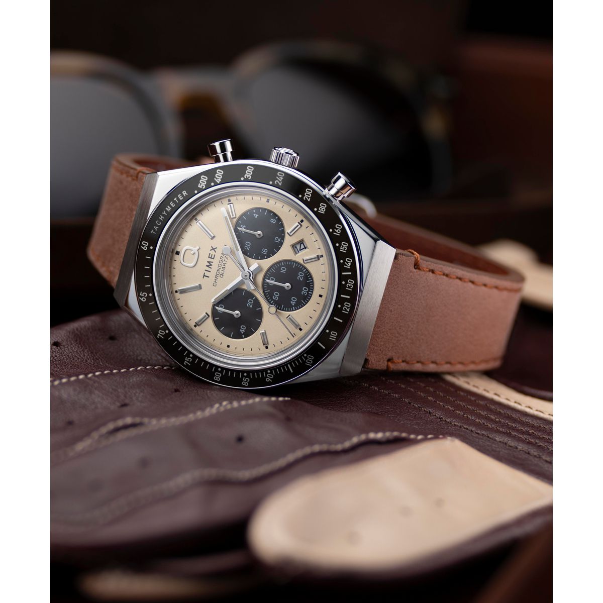 TW2V42800 Timex Q Chronograph de hombre correa de cuero