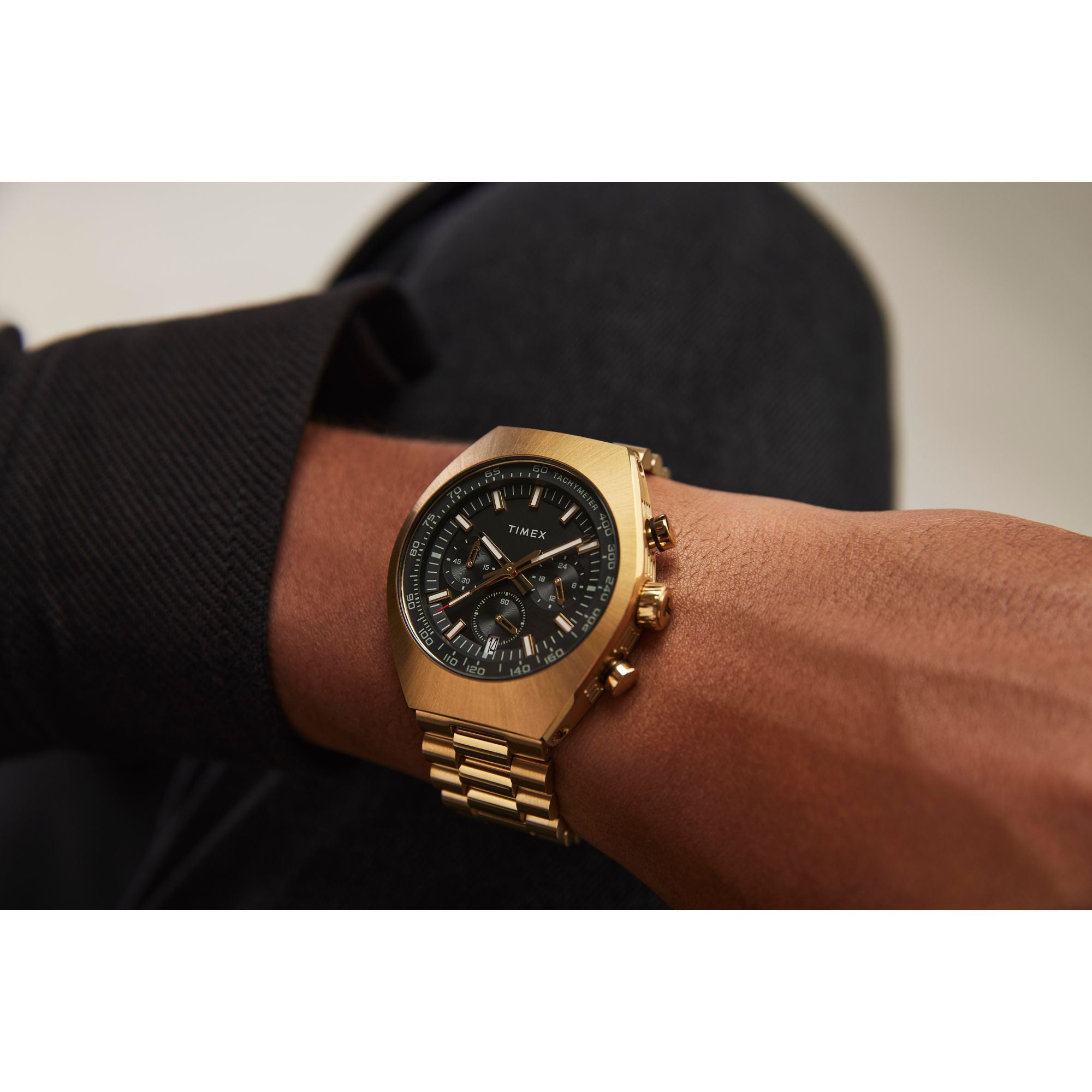 TW2W22100 Legacy Tonneau de hombre pulsera de metal 42 mm