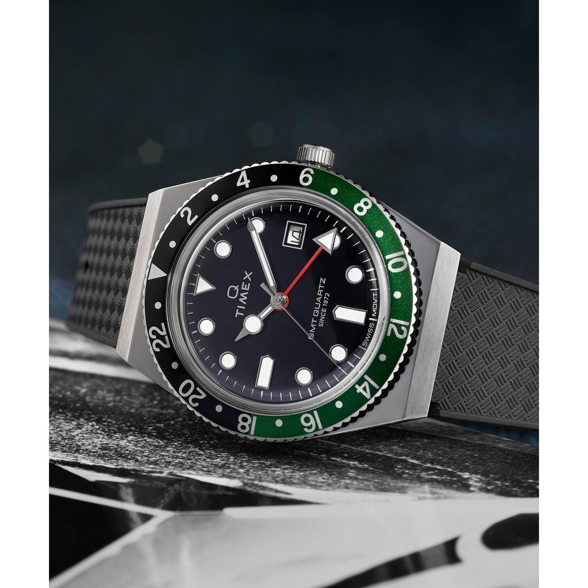 TW2W57500 Timex Q GMT de hombre correa de resina