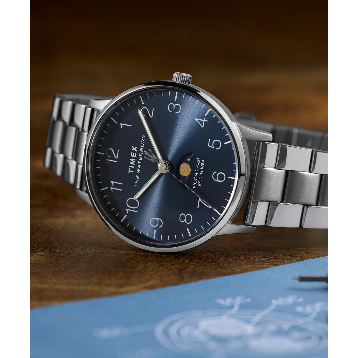 TW2W75700 Reloj Timex Waterbury Classic Moon Phase de hombre correa de metal