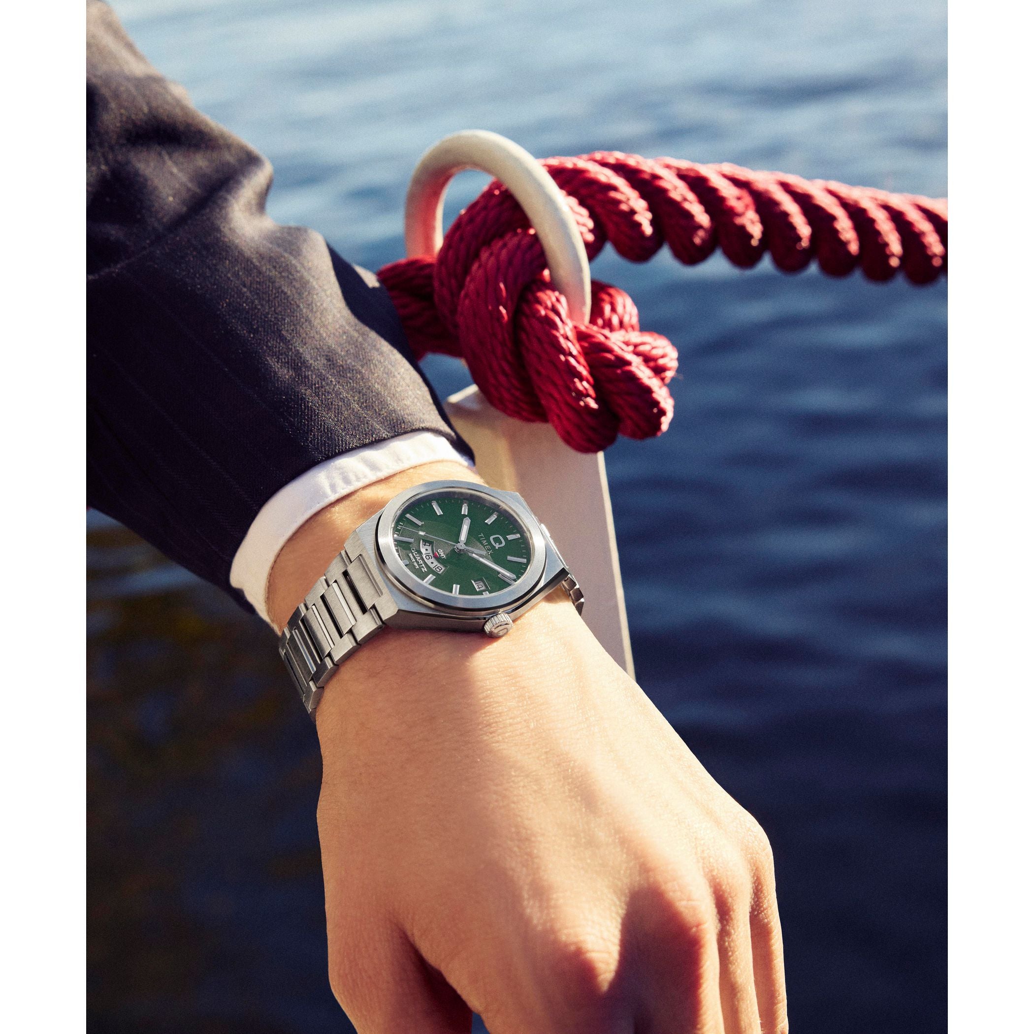 TW2Y24800 Timex Q Continental de hombre pulsera de metal