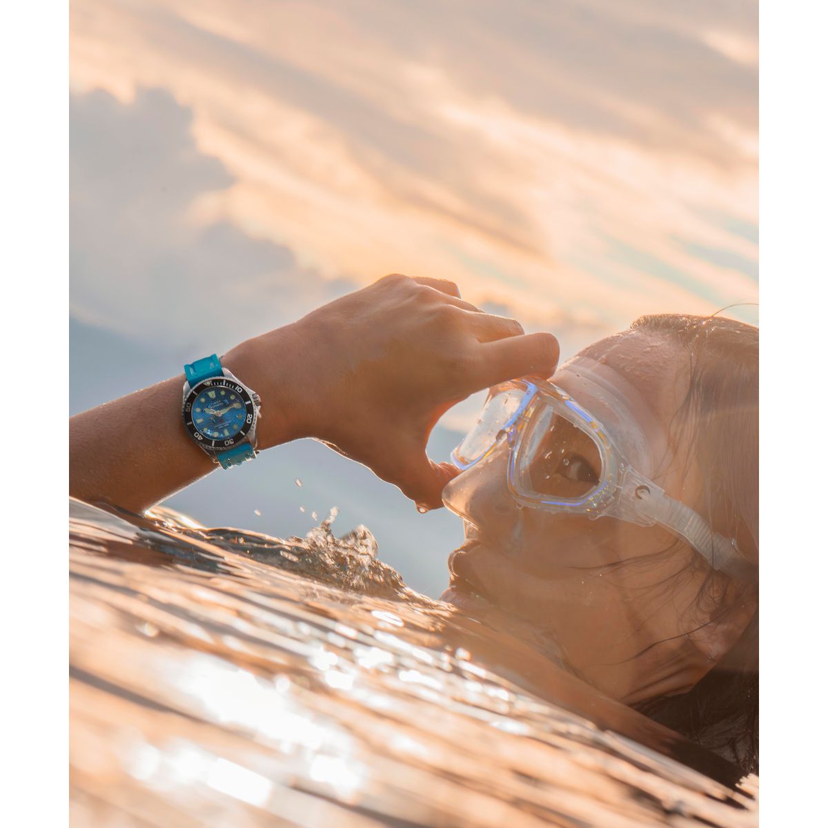 TW2Y40400 Deepwater Meridian unisex pulsera de resina