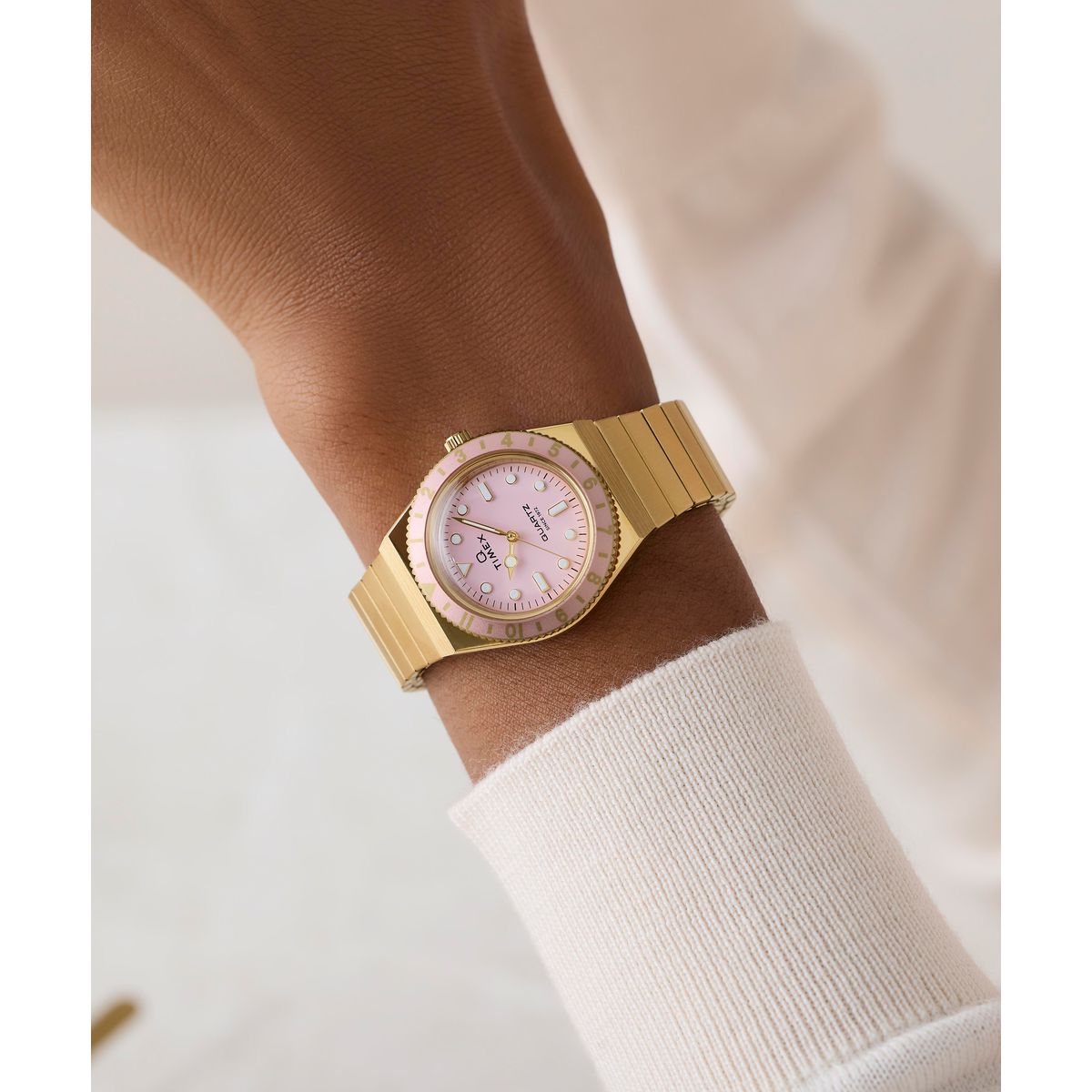 TW2Y57400 Timex Q Mini de dama pulsera de metal