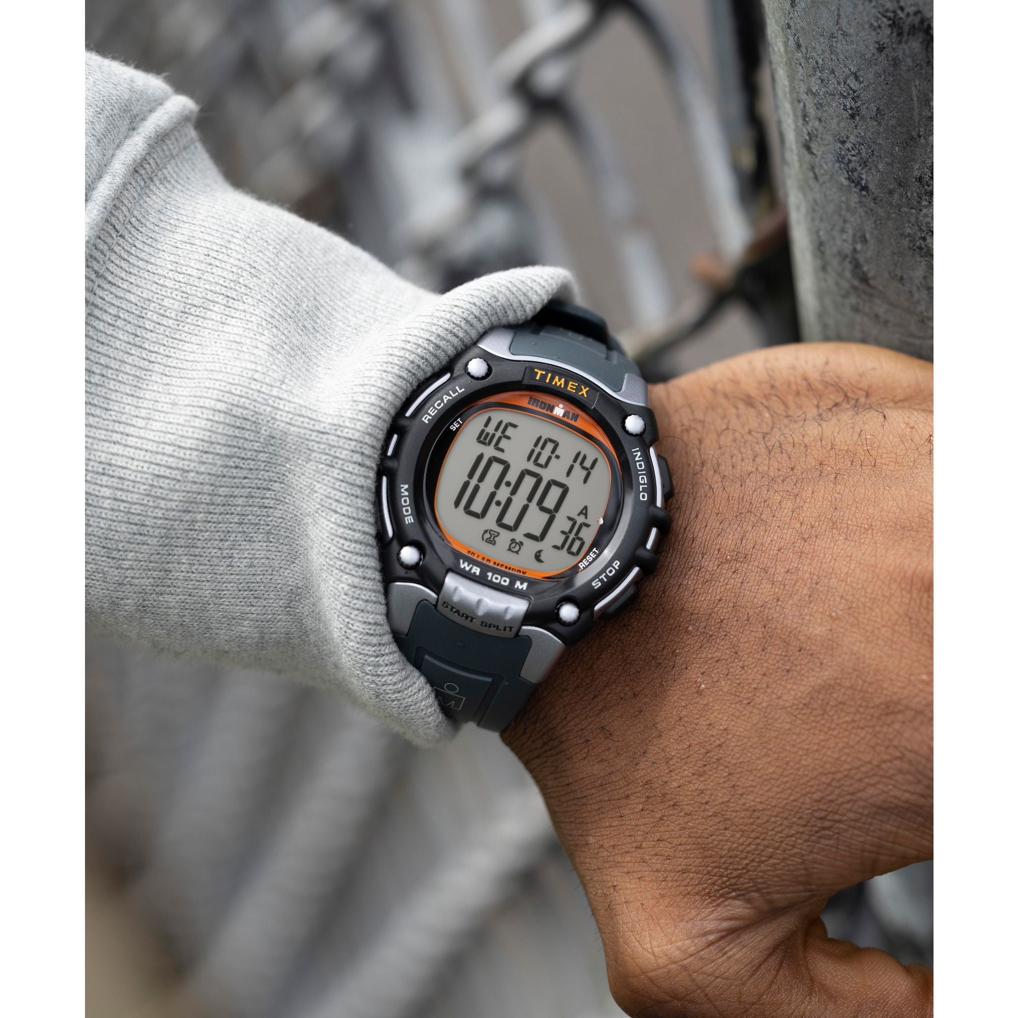 TW5M64500 Ironman de hombre banda de silicona