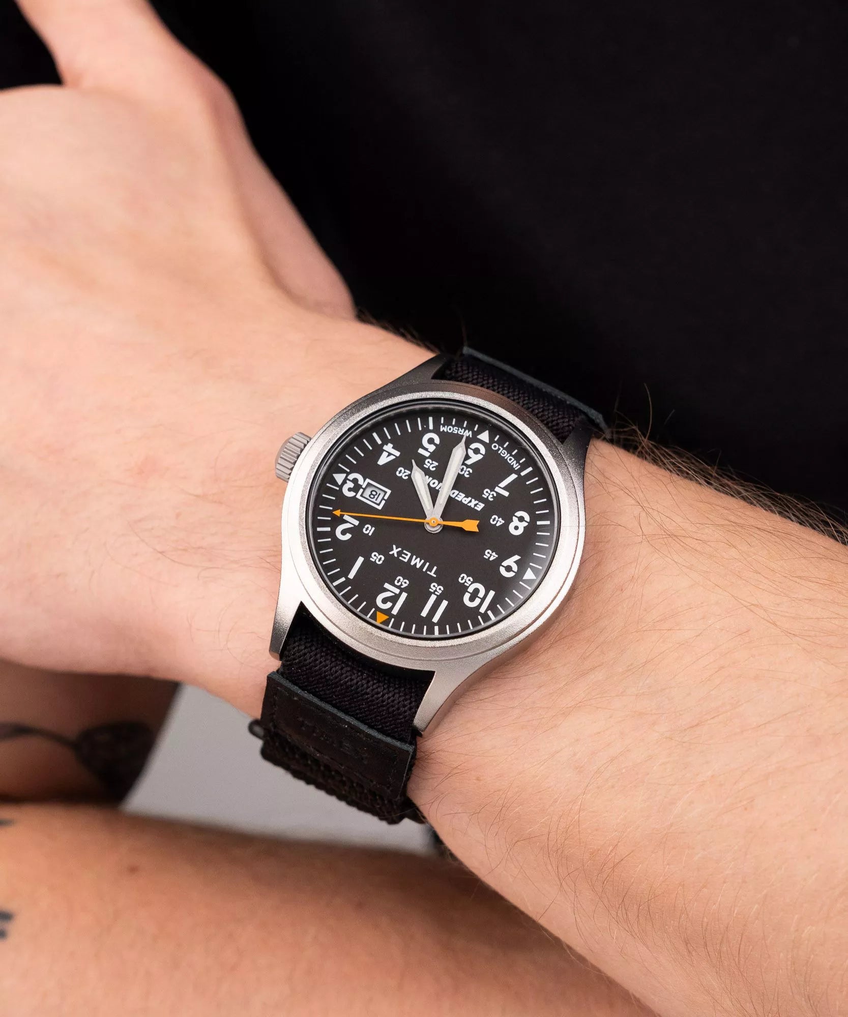 TW4B29600 Análogo para Hombre con Pulsera de Tela 40 mm